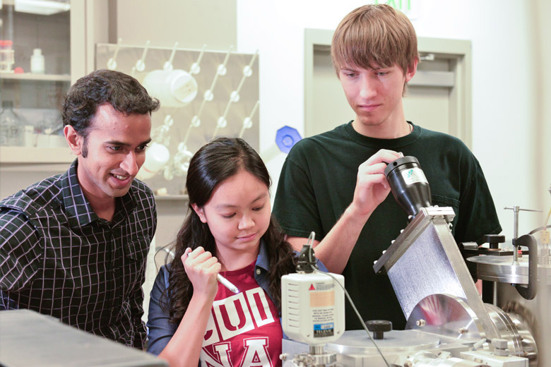 Cui lab graduate students Vijay Narasimhan, Ruby Lai and Thomas Hymel.