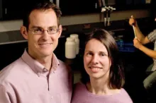 Photo of Drs. Justin and Erica Sonnenburg.