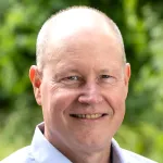 Headshot portrait of Jaimie Henderson - John and Jene Blume - Robert and Ruth Halperin Professor and Professor of Neurosurgery and (by courtesy) of Neurology & Neurological Sciences