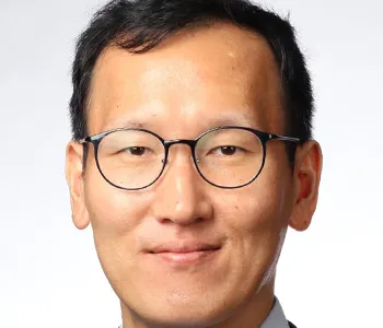 Headshot portrait of Hyunseok Kang - Professor of Medicine (Oncology)